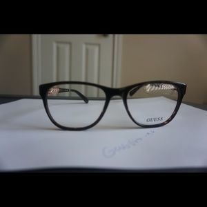 Guess Eyewear